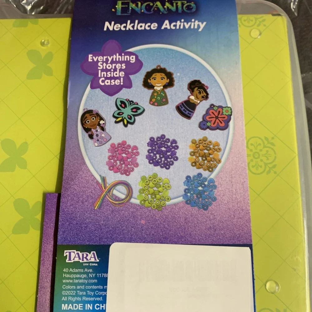 Disney: Encanto DIY Necklace Activity Set with Charms & Beads, Kids Ages 3+ NEW